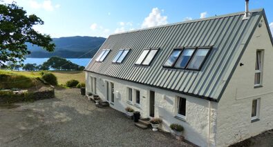 Stable Cottage stone cottage and loch